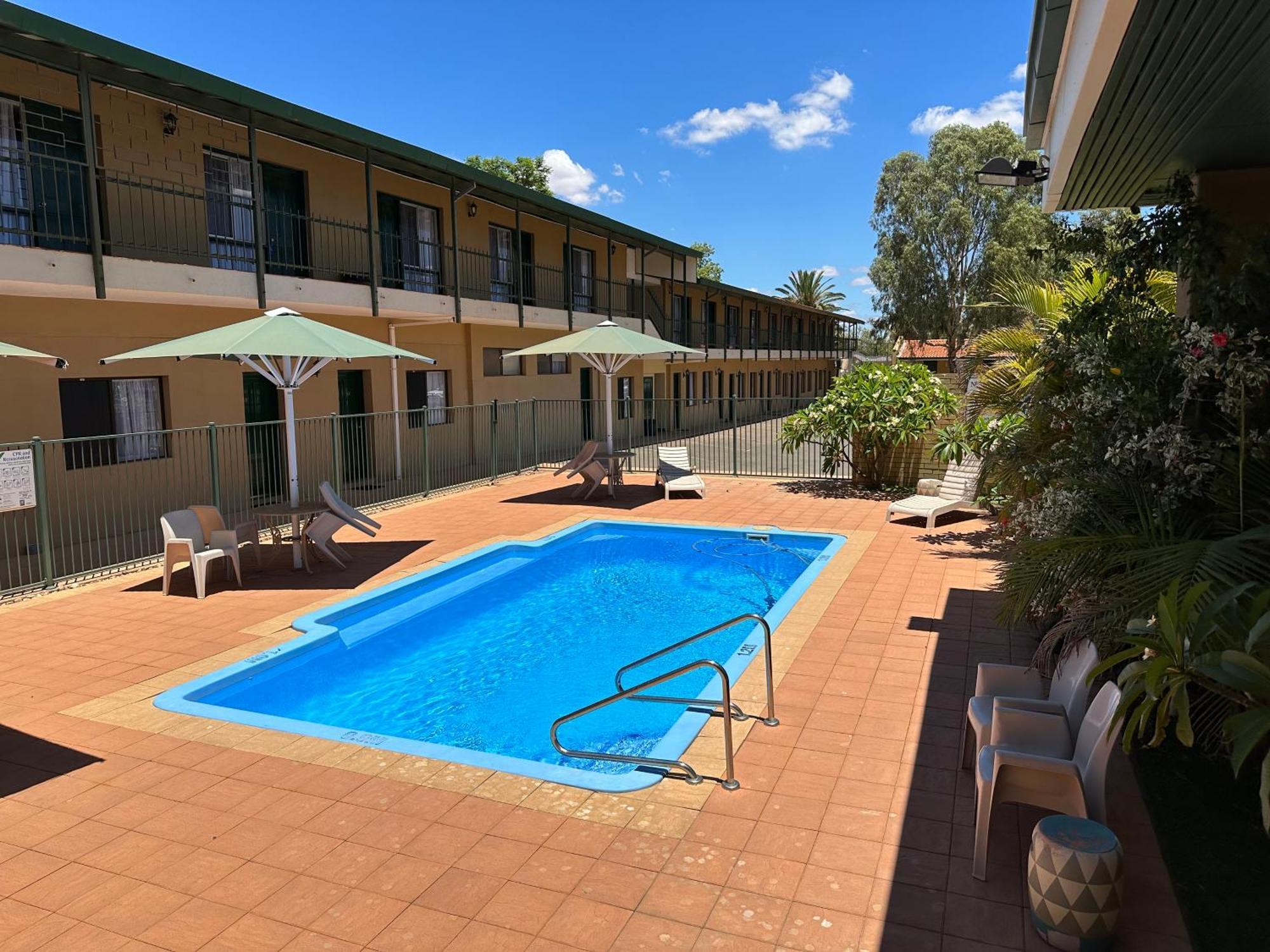 The Tower Hotel Kalgoorlie Exterior foto
